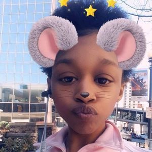 Meet your Posher, Kimberly